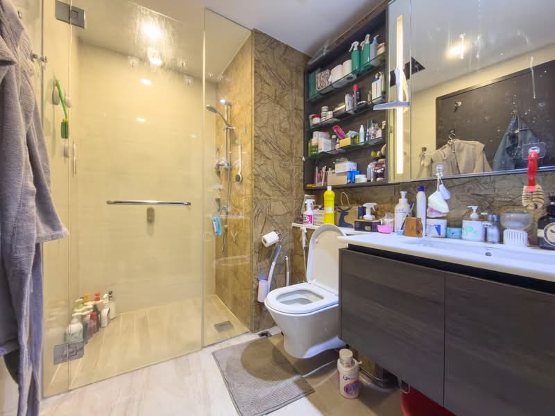 Sims Urban Oasis, 10 Sims Drive, 2 Bedrooms, 667 sqft, Condominium For Rent, by CY Lau, 500063011 - Bathroom - PropertyGuru.com.sg