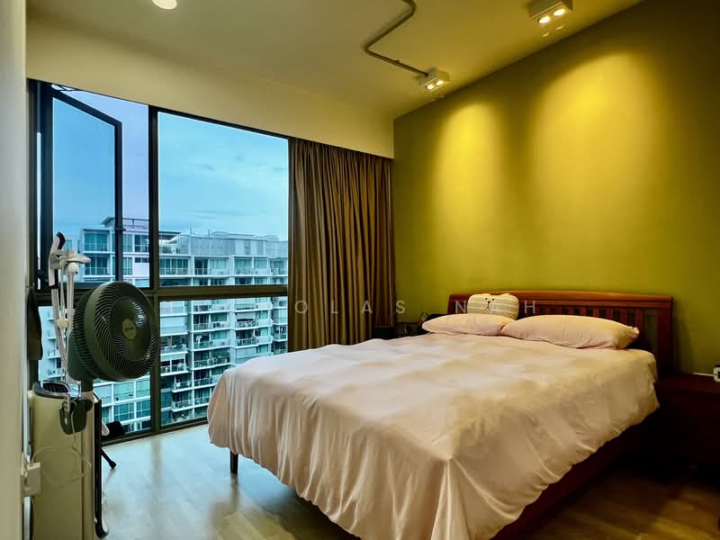 Ripple Bay Condominium For Sale at S$ 1,280,000 | PropertyGuru Singapore - Bedroom