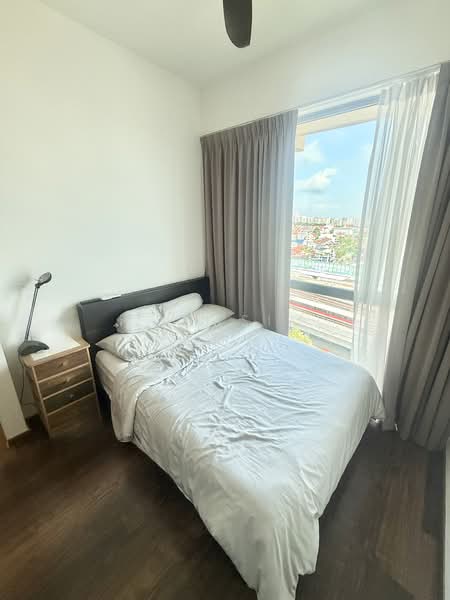 The Glades Condominium For Sale at S$ 1,650,000 | PropertyGuru Singapore - Bedroom