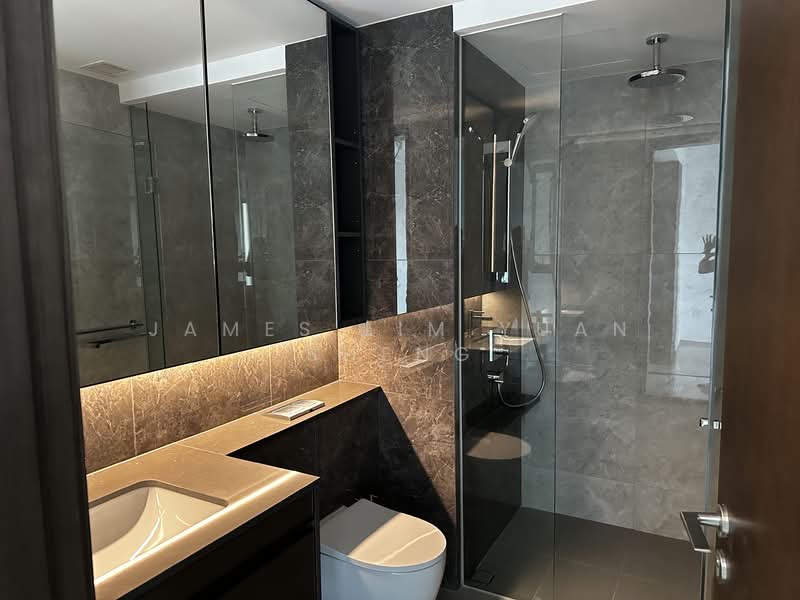 Tembusu Grand, 92 Jalan Tembusu, 1 Bedroom, 527 sqft, Condominium For Rent, by James Lim Yuan Sheng, 500063046 - Bathroom - PropertyGuru.com.sg