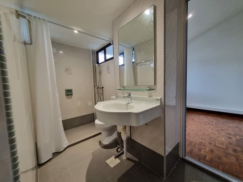 Chancery Court, 36A Dunearn Road, 3 Bedrooms, 2,034 sqft, Condominium For Rent, by Eric Gan, 500063054 - Bathroom - PropertyGuru.com.sg