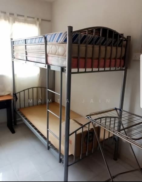 612 Clementi West Street 1, 612 Clementi West Street 1, 2 Bedrooms, 860 sqft, HDB Flat For Rent, by Mamta Jain, 500063078 - Bedroom - PropertyGuru.com.sg