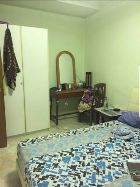 612 Clementi West Street 1, 612 Clementi West Street 1, 2 Bedrooms, 860 sqft, HDB Flat For Rent, by Mamta Jain, 500063078 - Bedroom - PropertyGuru.com.sg