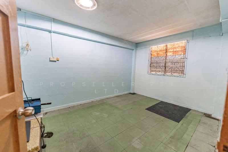 82 Commonwealth Close HDB Flat For Sale at S$ 339,999 | PropertyGuru Singapore - Interior