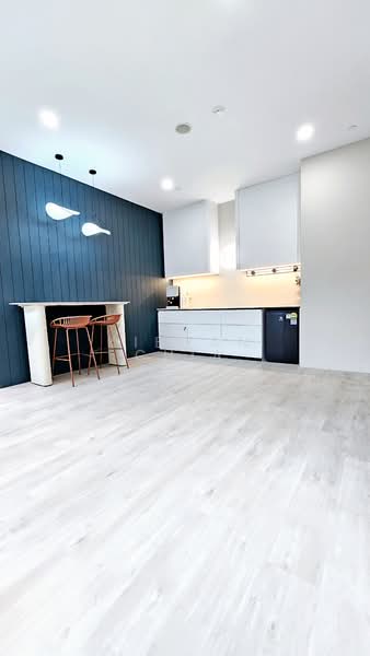 Midview City, 18 Sin Ming Lane, 205 sqft, Light Industrial (B1) For Rent, by Kiegan Chia, 500063102 - Kitchen - CommercialGuru.com.sg