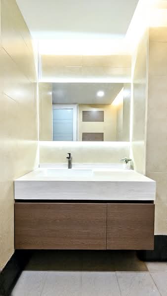 Midview City, 18 Sin Ming Lane, 205 sqft, Light Industrial (B1) For Rent, by Kiegan Chia, 500063102 - Bathroom - CommercialGuru.com.sg