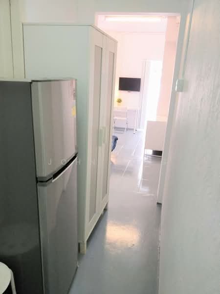 Unique studio with balcony in Lavender Prime location, , Room Rental, 360 sqft, Town House For Rent, by John Wong, 500063109 - Interior - PropertyGuru.com.sg