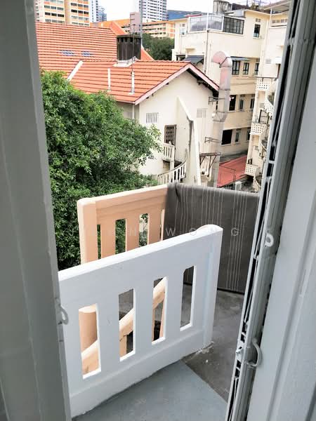 Unique studio with balcony in Lavender Prime location, , Room Rental, 360 sqft, Town House For Rent, by John Wong, 500063109 - Balcony - PropertyGuru.com.sg