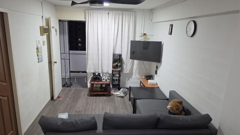 3 Lorong 7 Toa Payoh, 3 Lorong 7 Toa Payoh, 2 Bedrooms, 732 sqft, HDB Flat For Sale, by Bill Kumanan, 500063117 - Living Room - PropertyGuru.com.sg