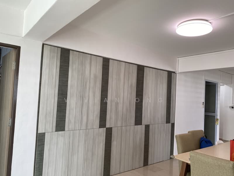 217 Lorong 8 Toa Payoh HDB Flat For Sale at S$ 750,000 | PropertyGuru Singapore - Living 