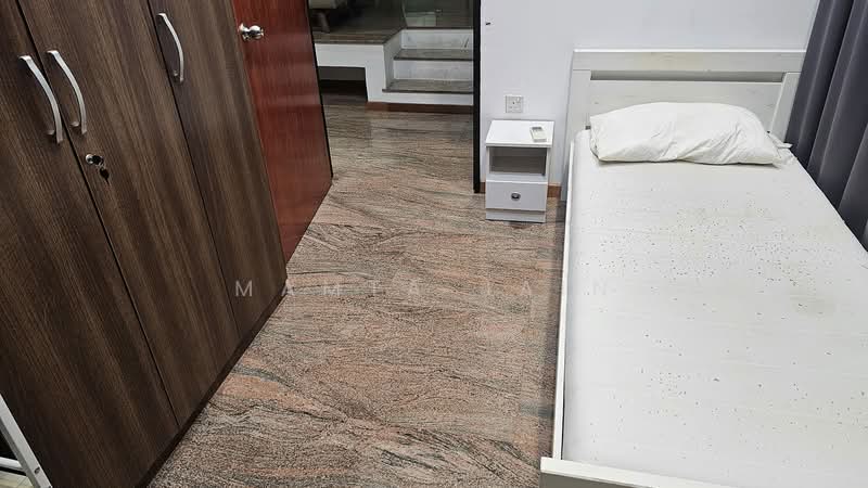 Landridge Condo, 202 Pasir Panjang Road, Room Rental, 150 sqft, Condominium For Rent, by Mamta Jain, 500063139 - PropertyGuru.com.sg