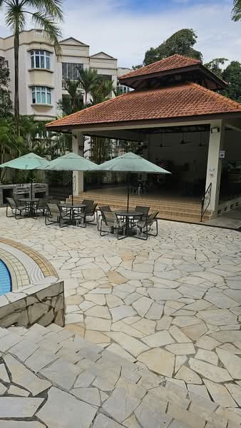 Landridge Condo, 202 Pasir Panjang Road, Room Rental, 150 sqft, Condominium For Rent, by Mamta Jain, 500063139 - PropertyGuru.com.sg