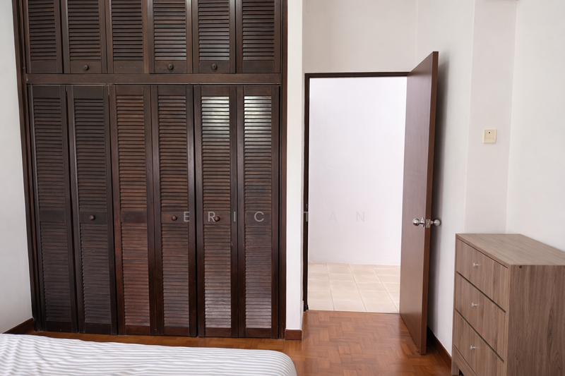 Eastern Lagoon II, 202 Upper East Coast Road, 2 Bedrooms, 893 sqft, Condominium For Rent, by Eric Tan, 500063192 - Bedroom Cabinet - PropertyGuru.com.sg