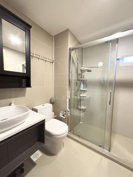 Forestville Executive Condominium For Sale at S$ 1,999,999 | PropertyGuru Singapore - Bathroom
