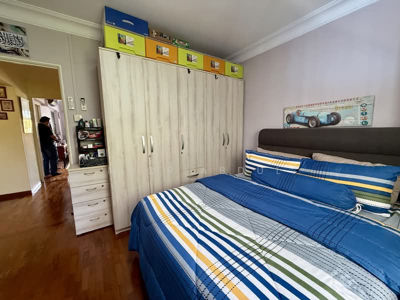 466 Pasir Ris Street 41 HDB Flat For Sale at S$ 970,000 | PropertyGuru Singapore - Bedroom