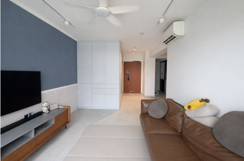 614A Tampines North Drive 1 HDB Flat For Sale at S$ 795,000 | PropertyGuru Singapore - Living Room