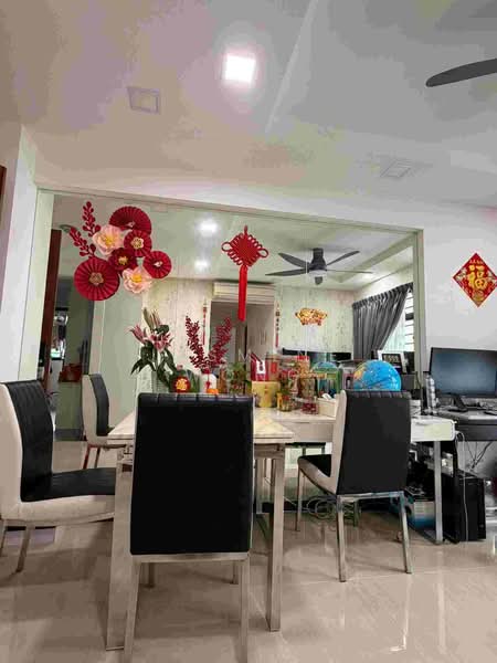 508A Yishun Avenue 4 HDB Flat For Sale at S$ 550,000 | PropertyGuru Singapore - Dining Room