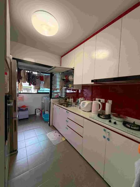 508A Yishun Avenue 4 HDB Flat For Sale at S$ 550,000 | PropertyGuru Singapore - Kitchen
