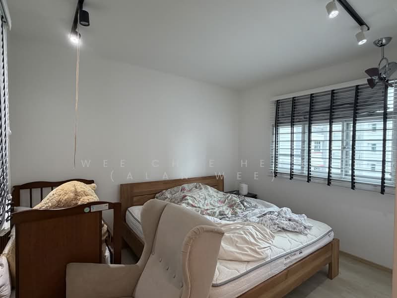 95A Henderson Road, 95A Henderson Road, 3 Bedrooms, 893 sqft, HDB Flat For Rent, by Wee Chye Heng (Alan Wee), 500063249 - Bedroom - PropertyGuru.com.sg