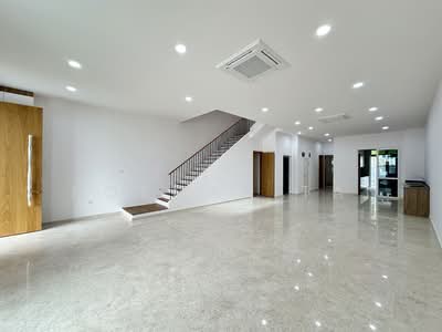 For Sale - Wan Tho Ave