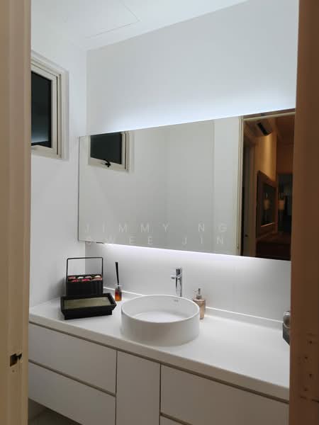 Costa Rhu Condominium For Sale at S$ 5,388,888 | PropertyGuru Singapore - powder room