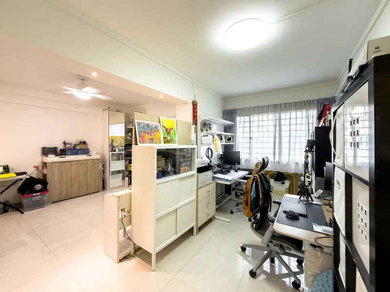 345 Kang Ching Road HDB Flat For Sale at S$ 660,000 | PropertyGuru Singapore - Study