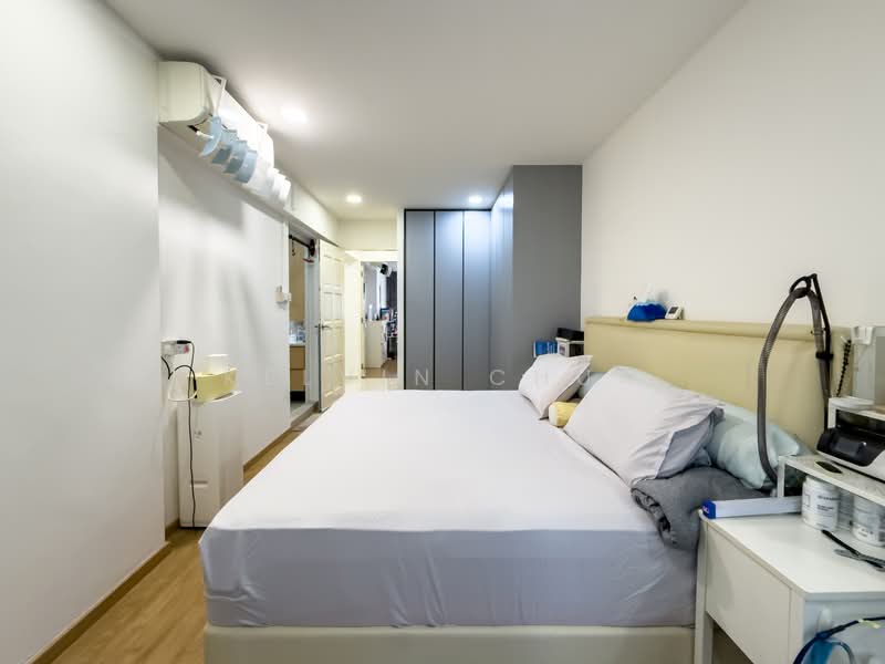 345 Kang Ching Road HDB Flat For Sale at S$ 660,000 | PropertyGuru Singapore - Master Bedroom