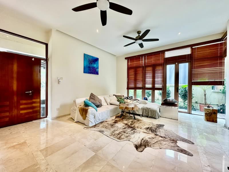 SEMI DETACHED HOUSE AT EASTWOOD DRIVE Semi-Detached House For Sale at S$ 4,200,000 | PropertyGuru Singapore - Living Room
