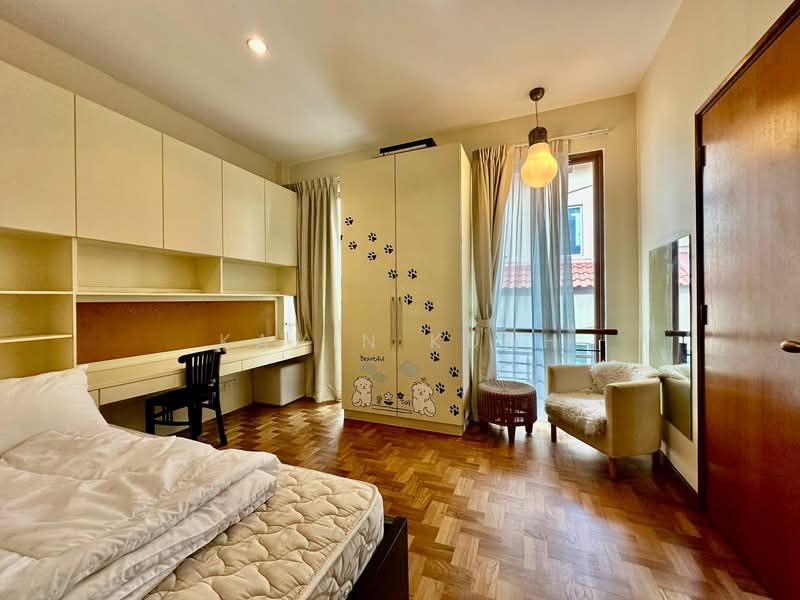 Eastwood Park Semi-Detached House For Sale at S$ 4,200,000 | PropertyGuru Singapore - Bedroom