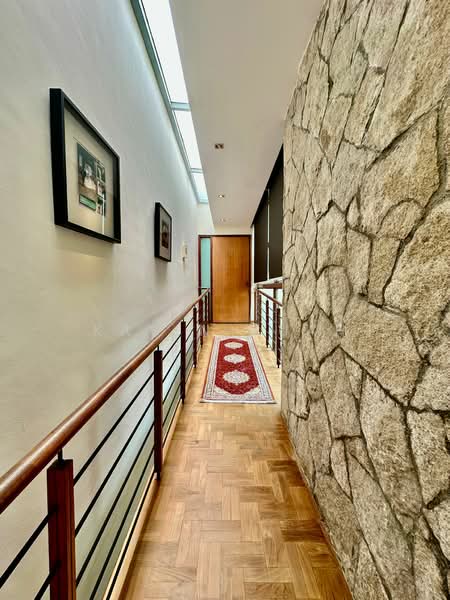 Eastwood Park Semi-Detached House For Sale at S$ 4,200,000 | PropertyGuru Singapore - Corridor