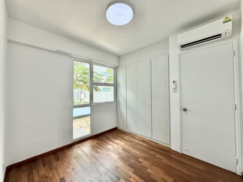 Dahlia Park Condo, 7 Flora Drive, 3 Bedrooms, 1,281 sqft, Condominium For Rent, by Margarita Seah, 500063288 - Common Room 1 - PropertyGuru.com.sg