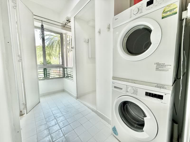 Dahlia Park Condo, 7 Flora Drive, 3 Bedrooms, 1,281 sqft, Condominium For Rent, by Margarita Seah, 500063288 - Service Yard - PropertyGuru.com.sg