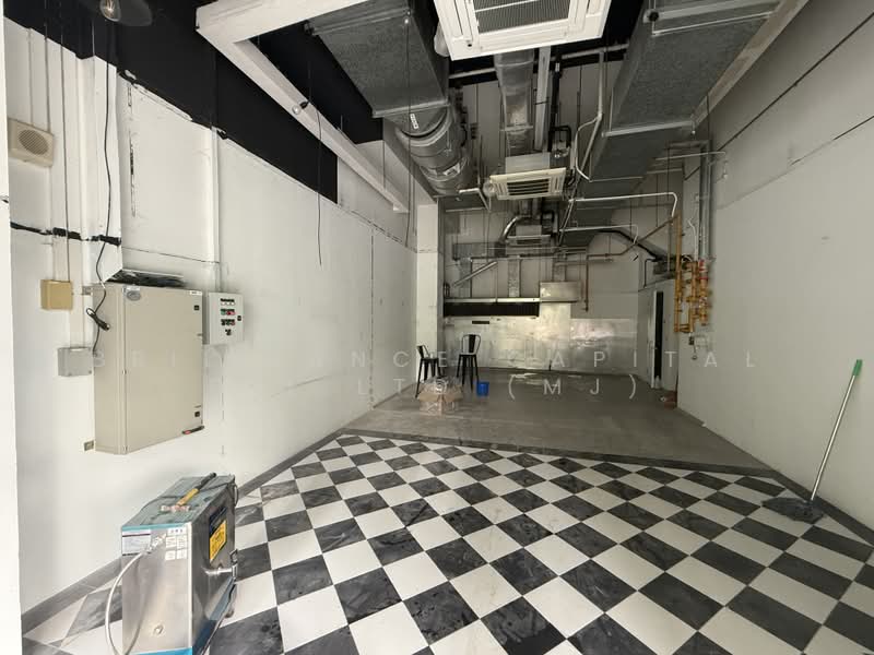 Hexacube, 160 Changi Road, 710 sqft, Food & Beverage For Rent, by MJ ZHUO, 500063297 - Interior - CommercialGuru.com.sg