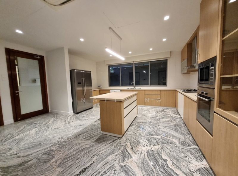 Cluny Park, Cluny Park, 5 Bedrooms, 7,736 sqft, Good Class Bungalow For Rent, by Angela Ng, 500063302 - Kitchen - PropertyGuru.com.sg