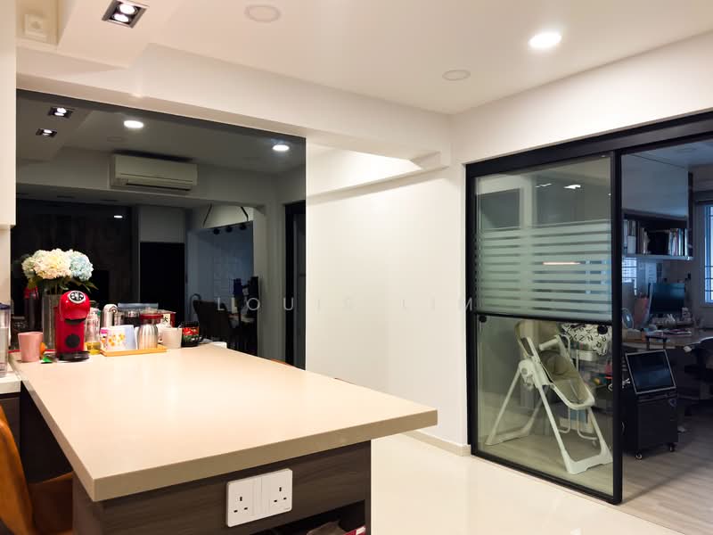 172 Gangsa Road HDB Flat For Sale at S$ 928,000 | PropertyGuru Singapore - Kitchen