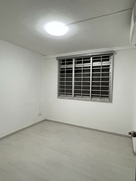 612 Yishun Street 61 HDB Flat For Sale at S$ 550,000 | PropertyGuru Singapore - Interior