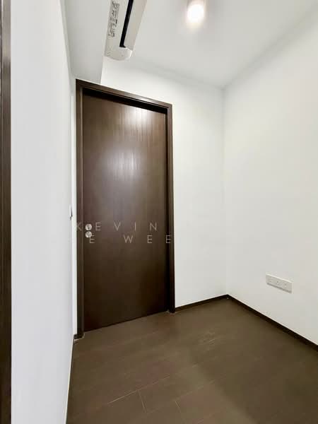 Tembusu Grand, 98 Jalan Tembusu, 1 Bedroom, 527 sqft, Condominium For Rent, by Kevin Soh Lee Wee 苏立伟, 500063312 - Study room - PropertyGuru.com.sg