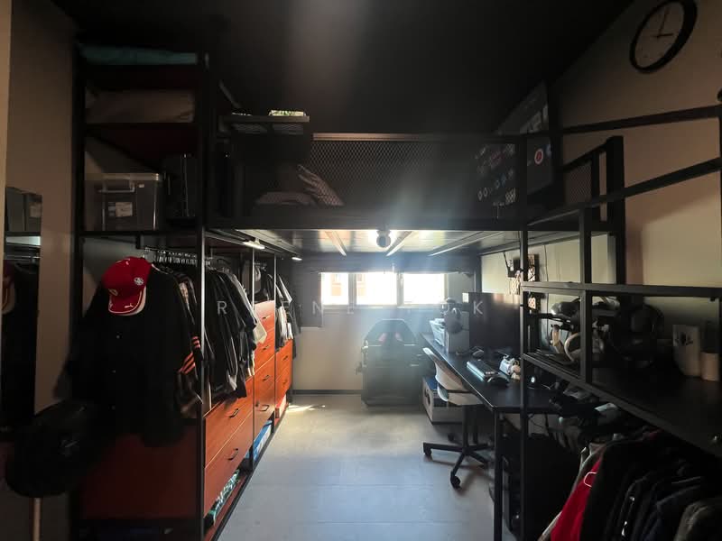 456 Yishun Street 41 HDB Flat For Sale at S$ 490,000 | PropertyGuru Singapore - Study