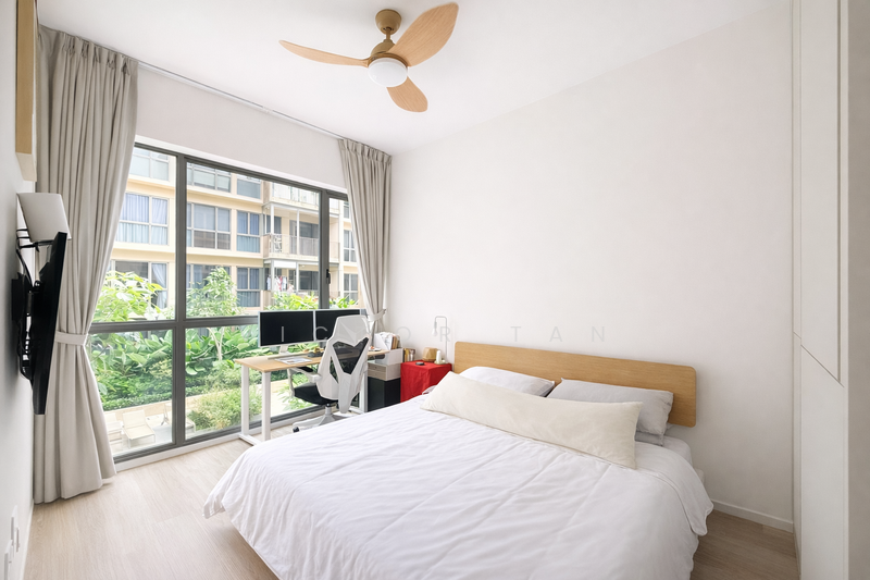 The Watergardens at Canberra Condominium For Sale at S$ 2,500,000 | PropertyGuru Singapore - Bedroom