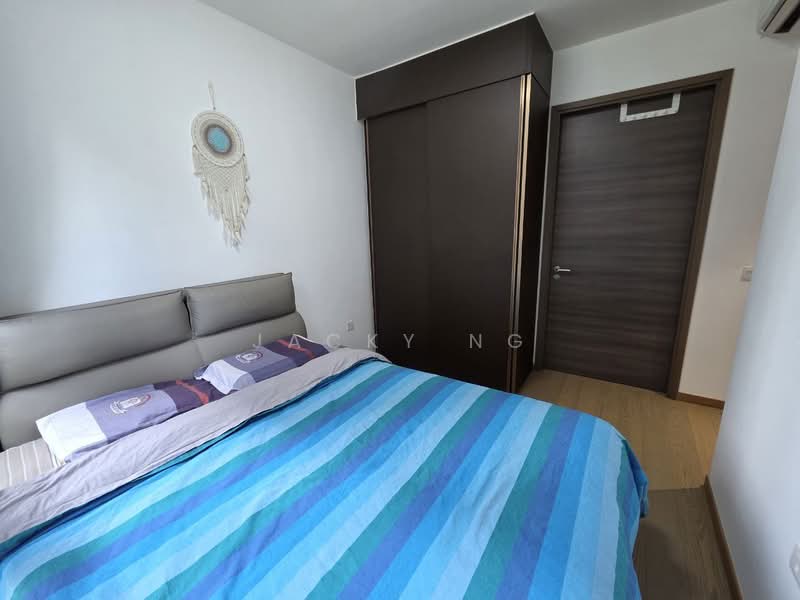 The Florence Residences Condominium For Sale at S$ 1,280,000 | PropertyGuru Singapore - Bedroom