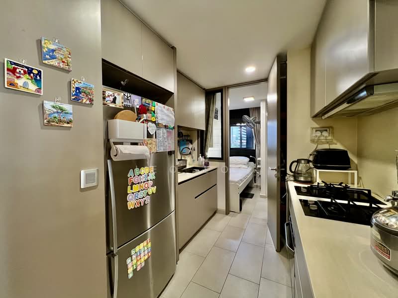 The Venue Residences and Shoppes, 14 Tai Thong Crescent, 3 Bedrooms, 1,130 sqft, Apartment For Rent, by Leo Low, 500063339 - Kitchen - PropertyGuru.com.sg