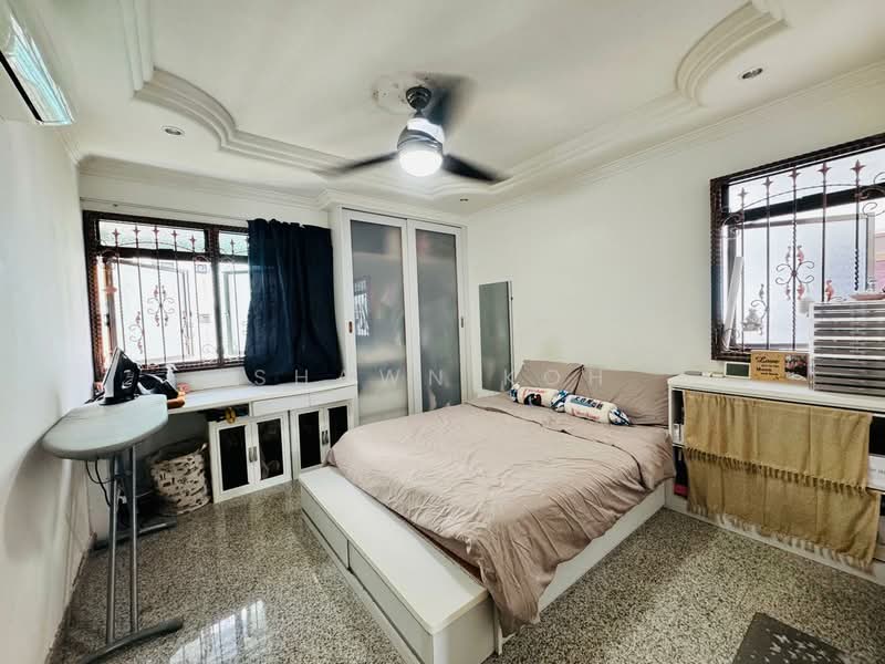 183D Rivervale Crescent HDB Flat For Sale at S$ 560,000 | PropertyGuru Singapore - Bedroom