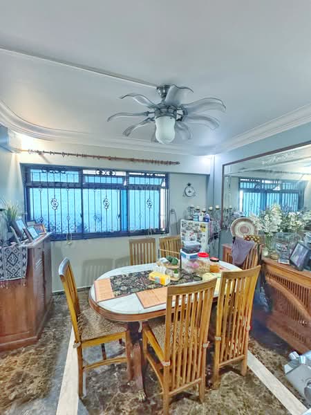 532 Jelapang Road HDB Flat For Sale at S$ 1,030,000 | PropertyGuru Singapore - Dining Room