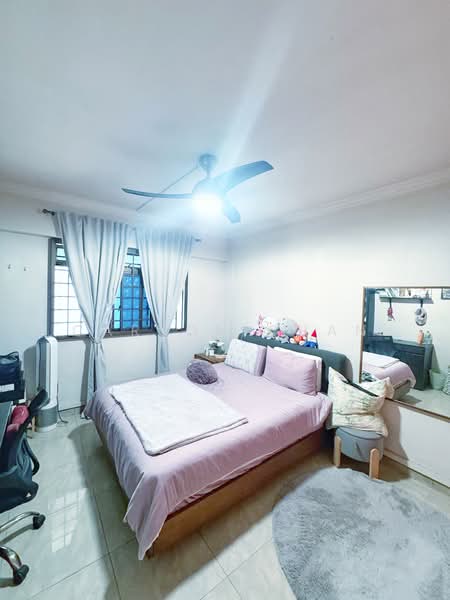 532 Jelapang Road HDB Flat For Sale at S$ 1,030,000 | PropertyGuru Singapore - Bedroom