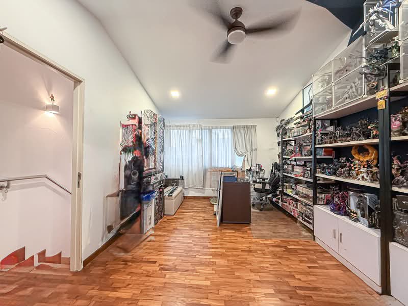 Thomson Garden Estate Terraced House For Sale at S$ 4,288,888 | PropertyGuru Singapore - Study