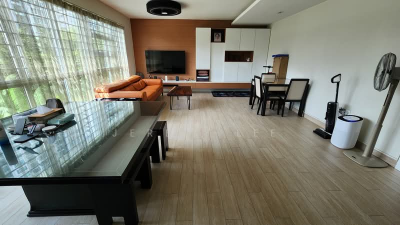 416 Clementi Avenue 1 HDB Flat For Sale at S$ 1,200,000 | PropertyGuru Singapore - Living Room