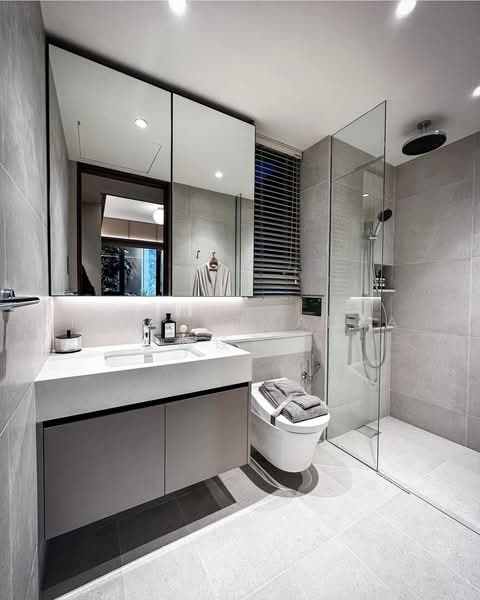 The Reserve Residences Condominium For Sale at S$ 1,800,000 | PropertyGuru Singapore - Bathroom