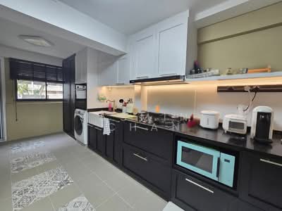 For Sale - 33 Marine Crescent