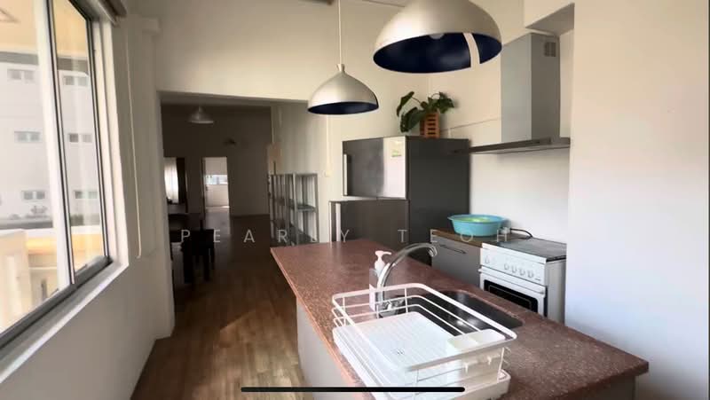 Walkup Apartment at River Valley Road Walk-up Apartment For Sale at S$ 1,990,000 | PropertyGuru Singapore - Kitchen