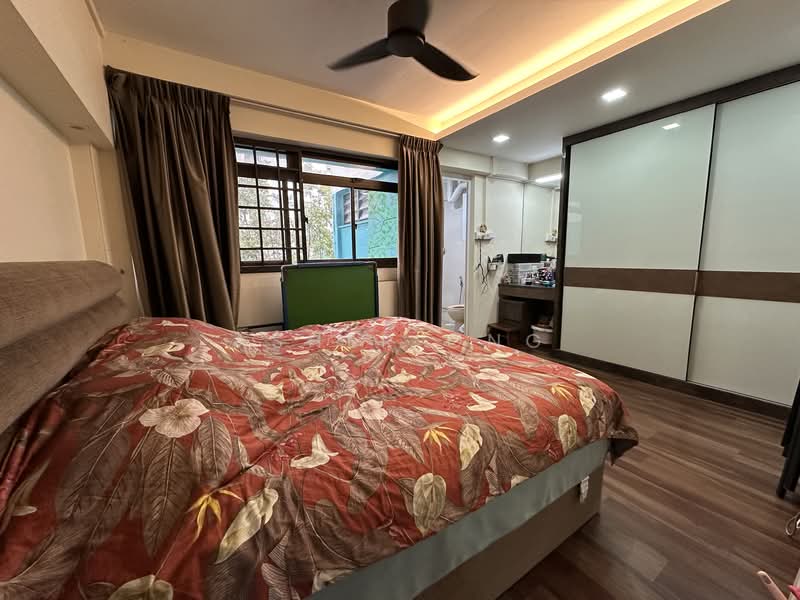 173 Woodlands Street 13 HDB Flat For Sale at S$ 649,999 | PropertyGuru Singapore - Bedroom